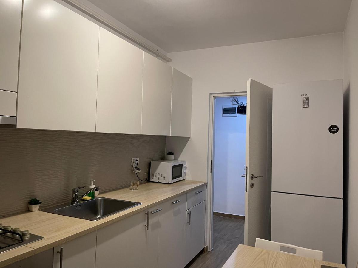 Gold Luxury Apartment Close To Presidential Palace Bucureşti Exterior foto