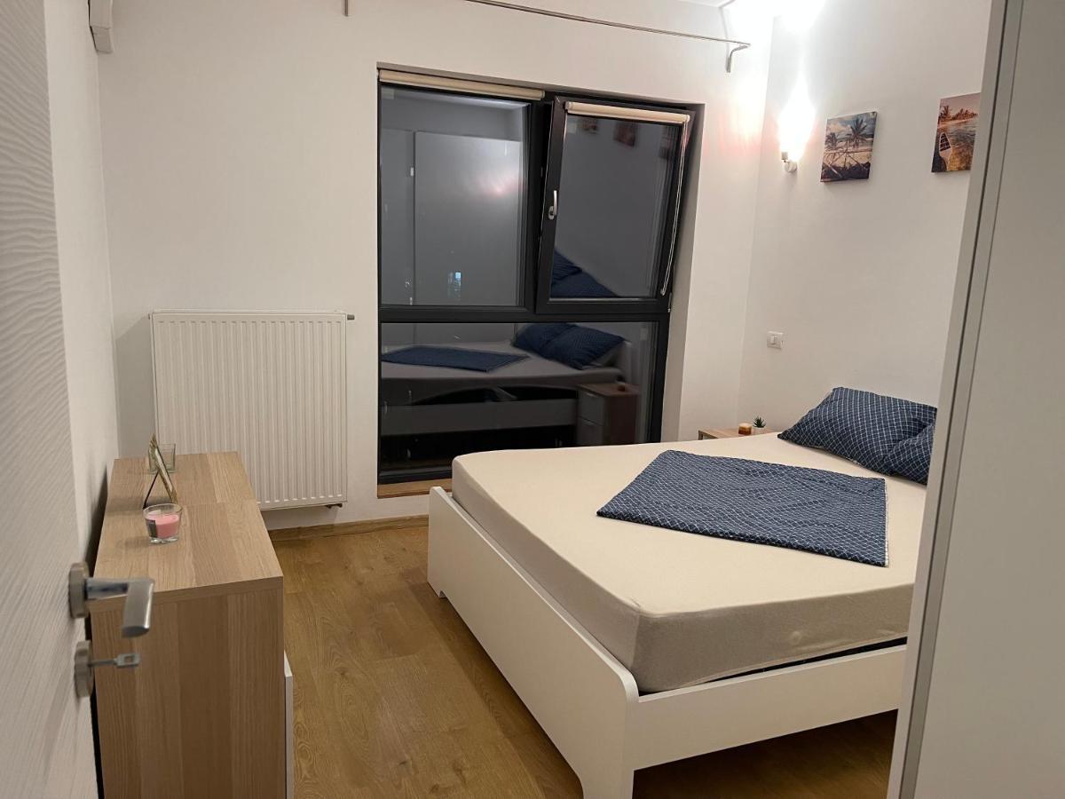 Gold Luxury Apartment Close To Presidential Palace Bucureşti Exterior foto